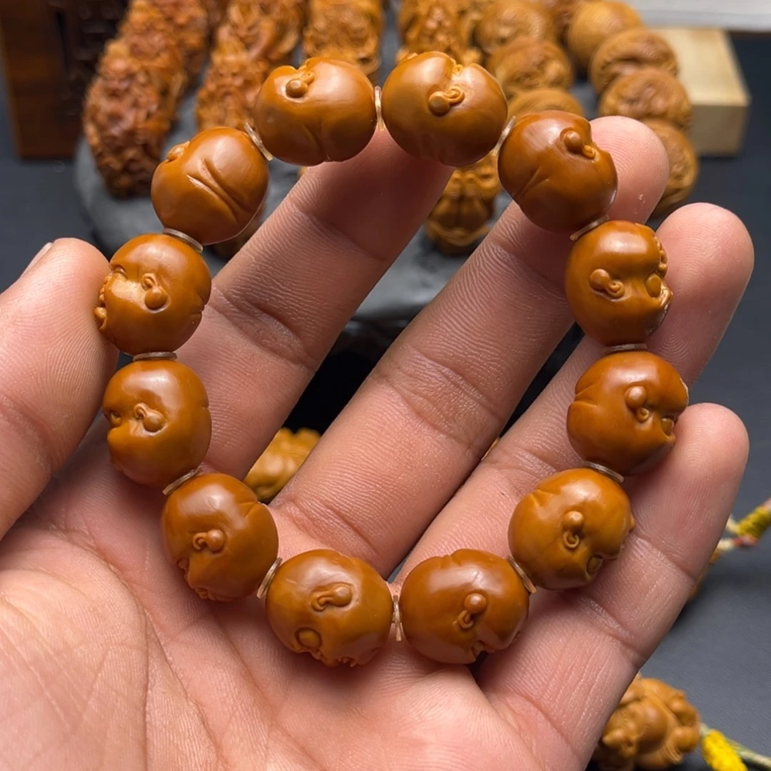 手串橄榄核人生百态