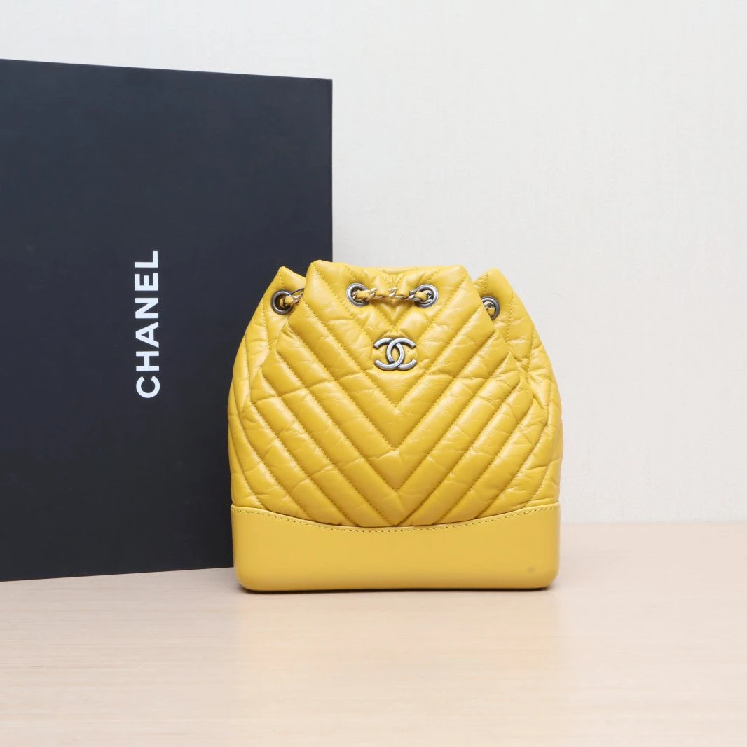 95新 Chanel/香奈儿 【小花念念】流浪 双肩包 小号 黄色 28开