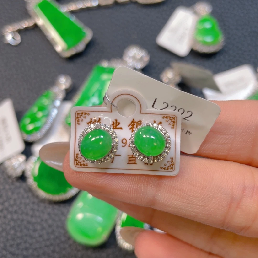 【闪购商品】翡翠银S925镶嵌颈饰茶*.翡翠