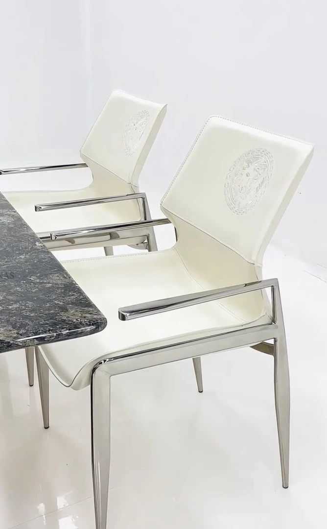 意式极简马鞍皮餐椅家用简约轻奢现代椅靠背扶手椅餐厅书桌椅北欧