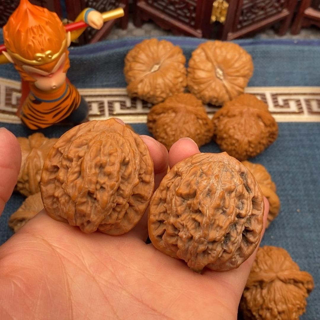 文玩核桃把件39虎头