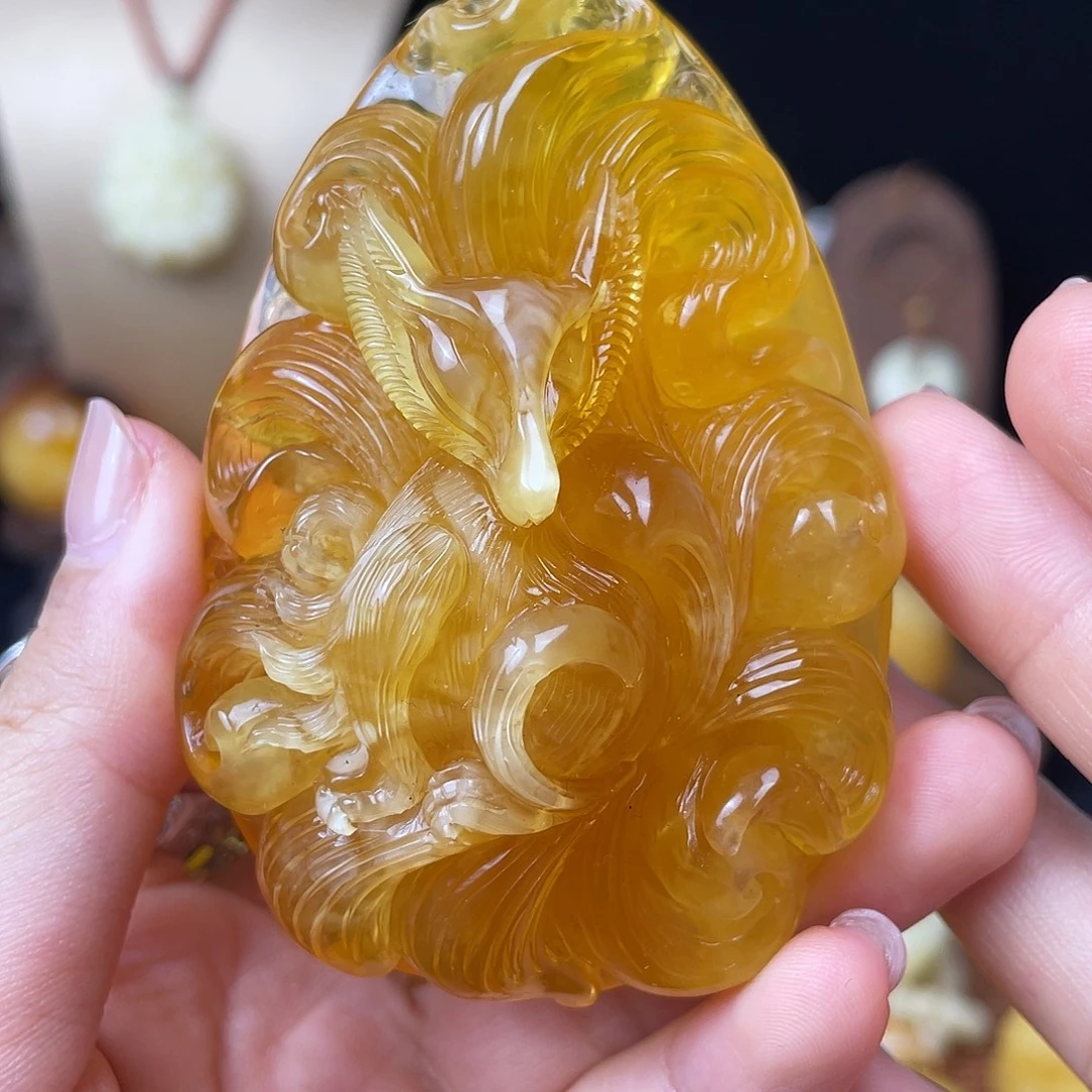 琥珀未镶嵌珠宝奇石