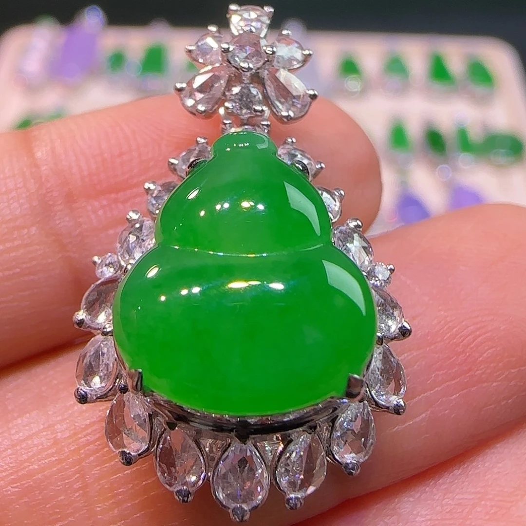 翡翠18K金镶嵌吊坠(不含链)