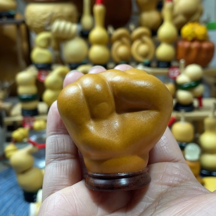 姜***太188美好的时光总是短暂而又