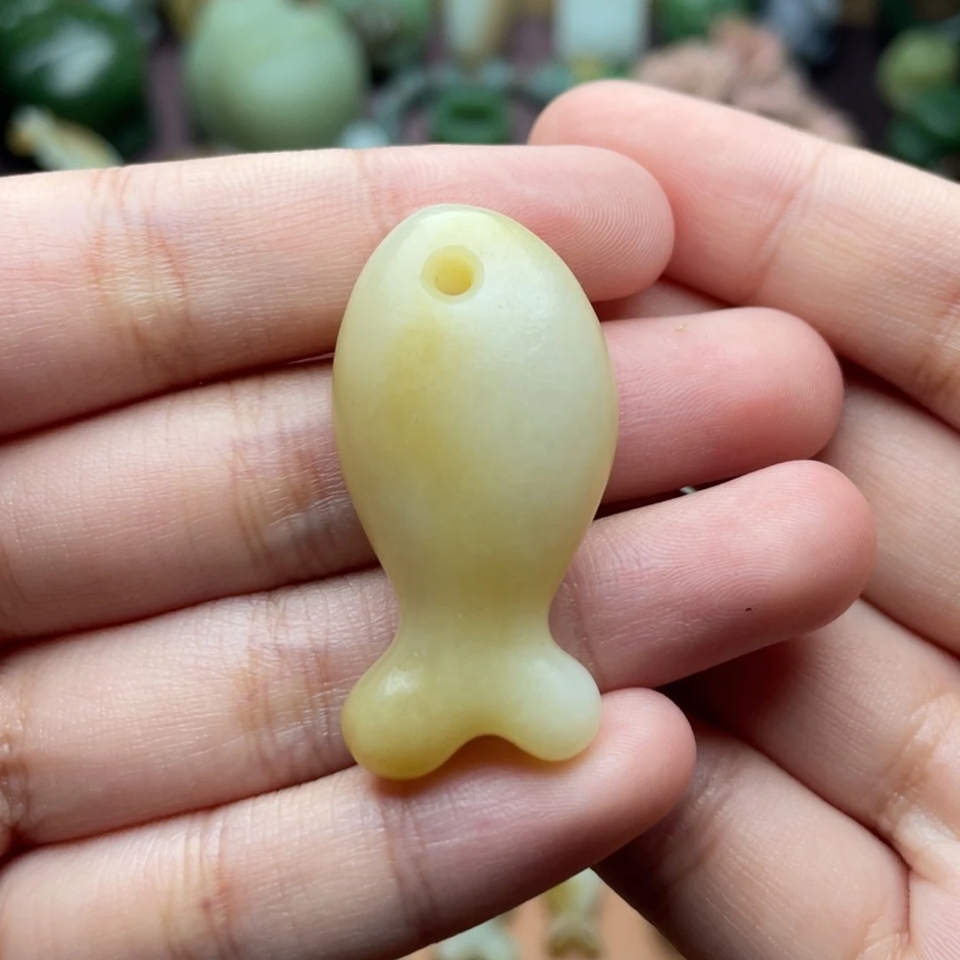 【闪购商品】和田玉未镶嵌颈饰静****）