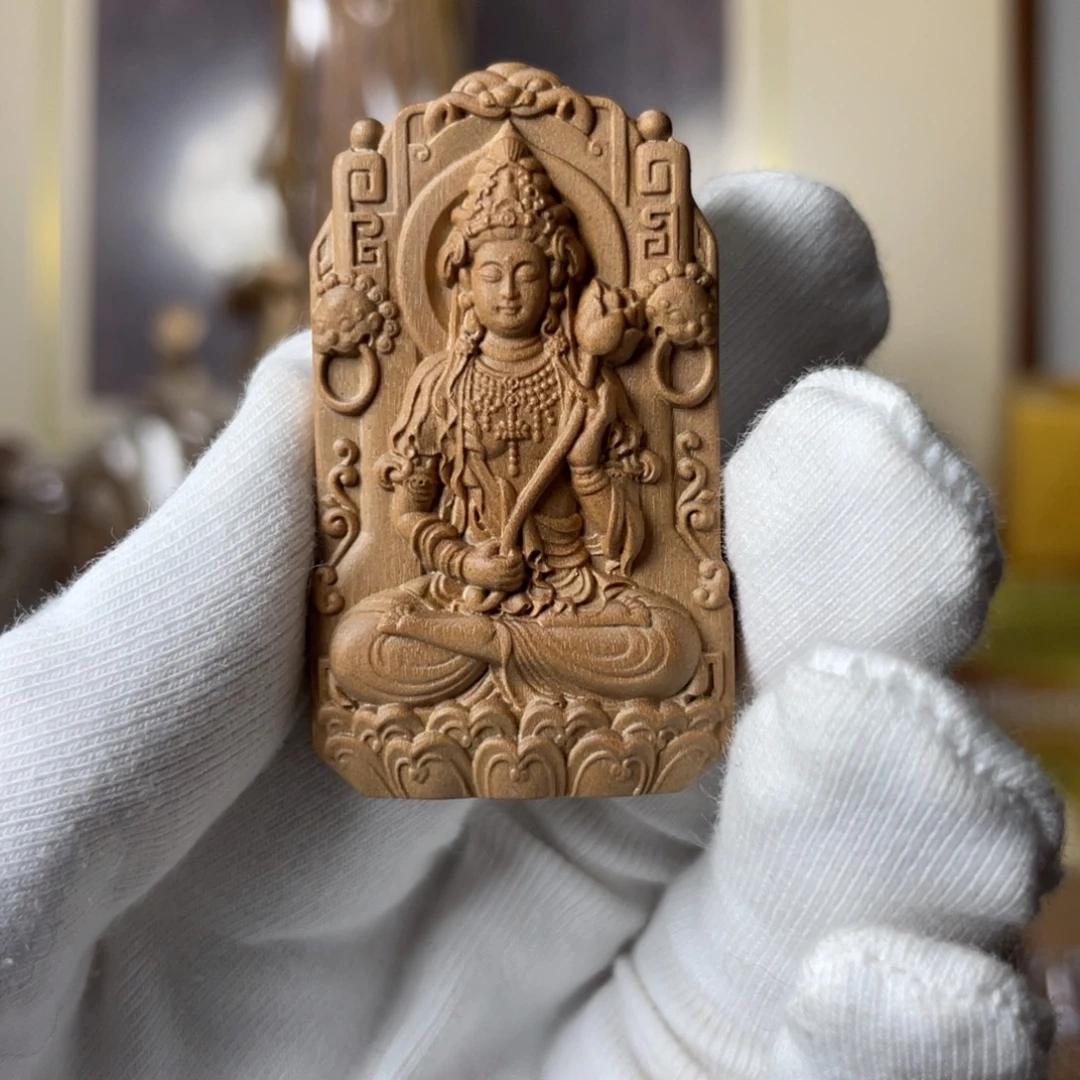 天***花檀香木吊坠老山檀香老料顺纹大势至菩萨