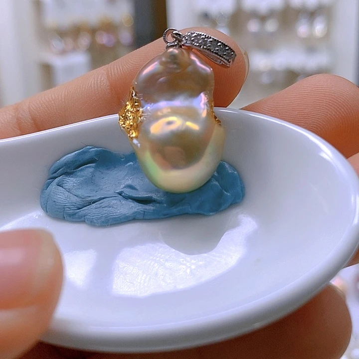 淡水珍珠颈饰合金