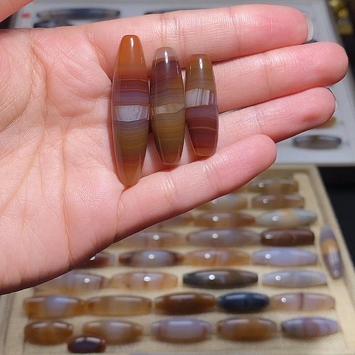 k***i玛瑙/玉髓未镶嵌颈饰