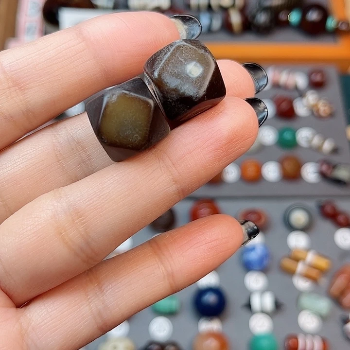 玛瑙/玉髓珠宝半成品未镶嵌五*