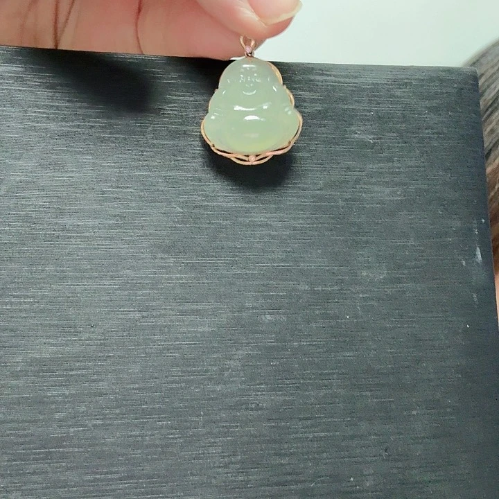 颈饰18K金镶嵌和田玉仓库