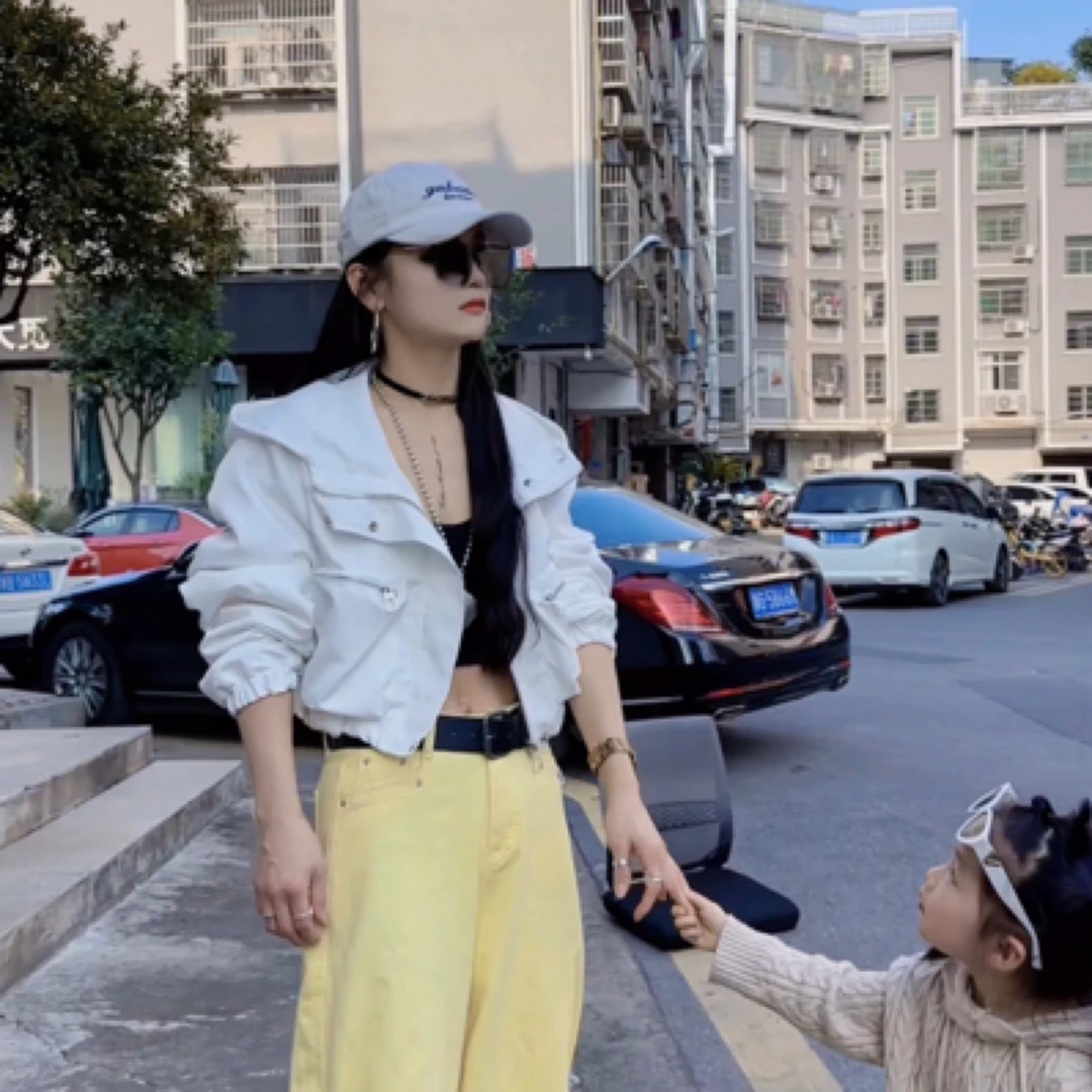 【C度笑笑力推】5190新品时尚潮流小众设计连帽短款外套