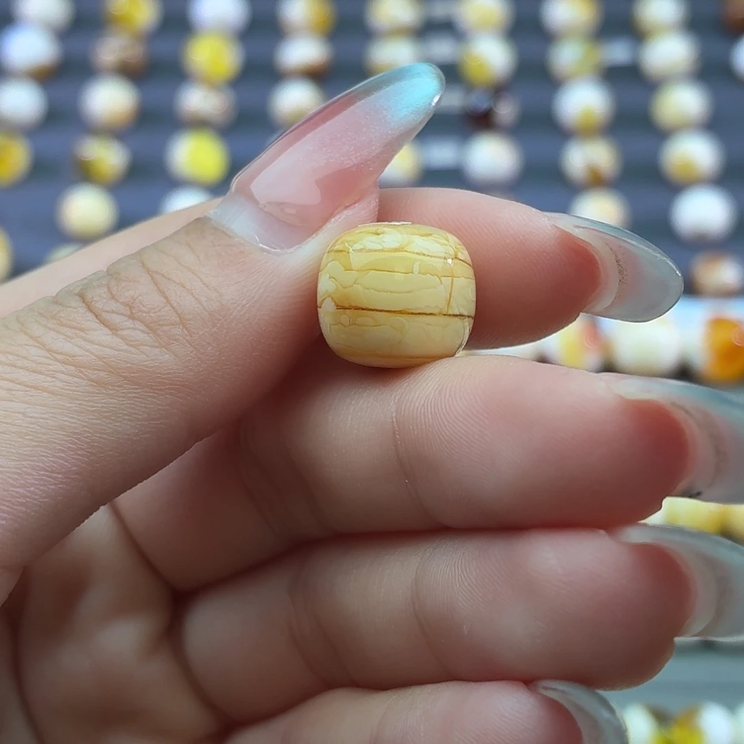 琥珀未镶嵌裸石蜜蜡13