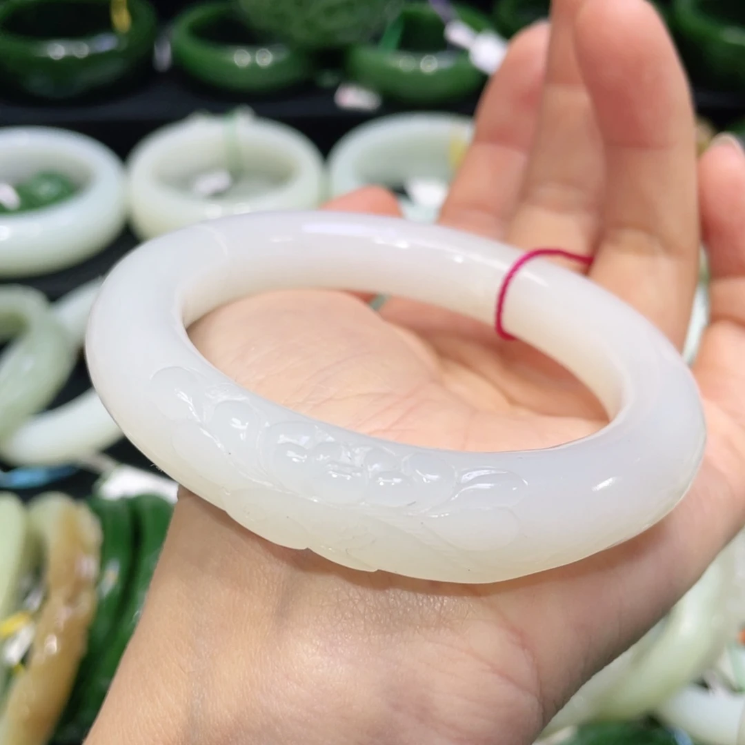 未镶嵌手镯和田玉78