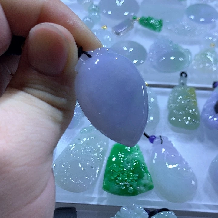 翡翠未镶嵌颈饰天然翡翠A货吊坠