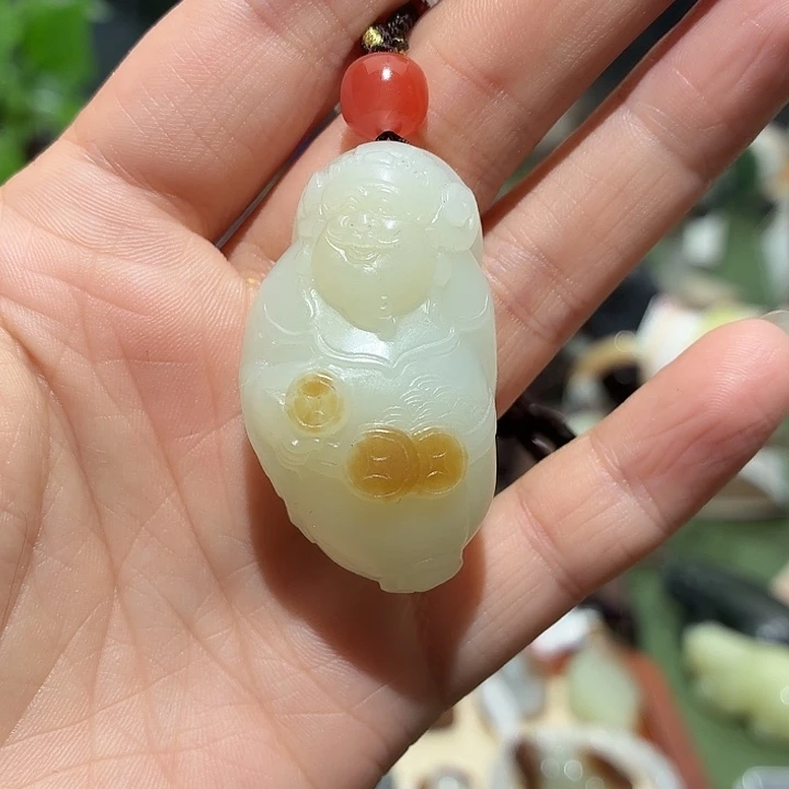 和田玉（糖玉）未镶嵌颈饰