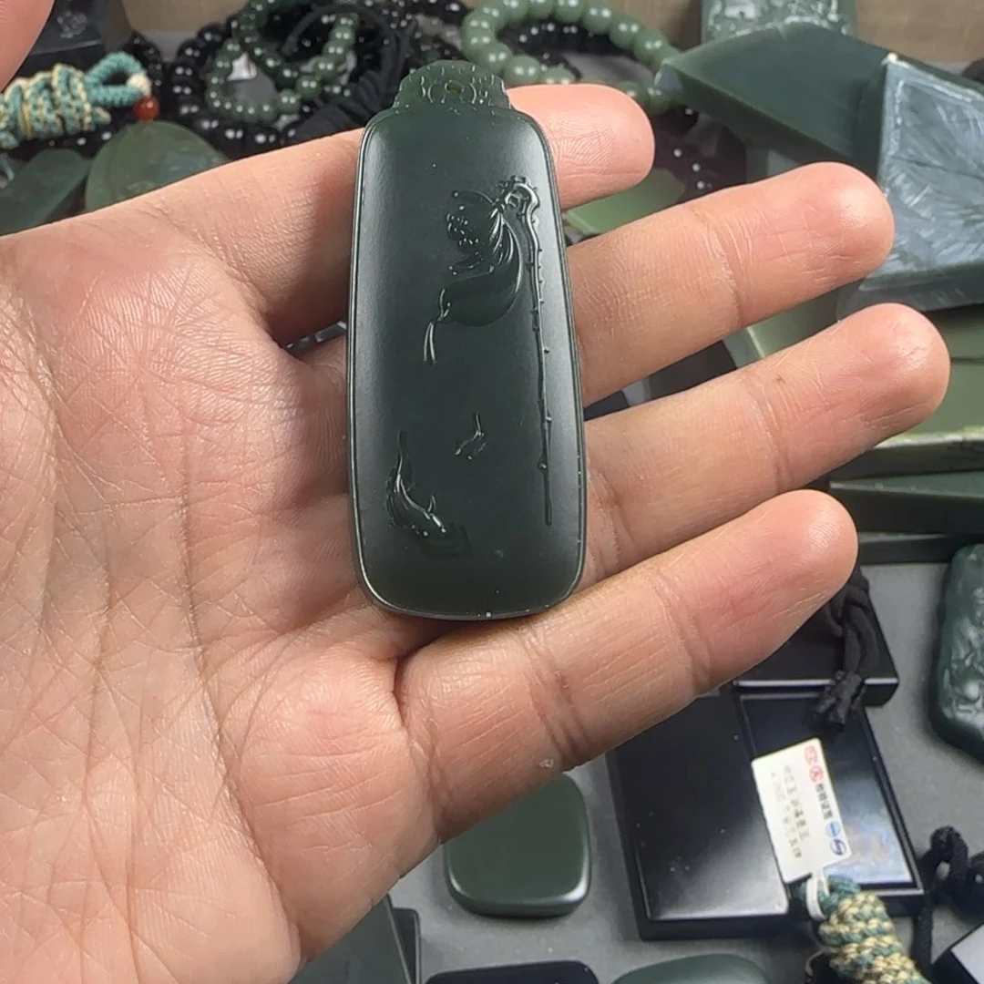 和田玉（青玉）吊坠(不含链)未镶嵌