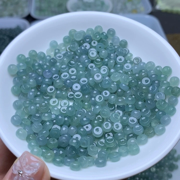 散珠翡翠卡3*5.2冰蓝水算盘100个