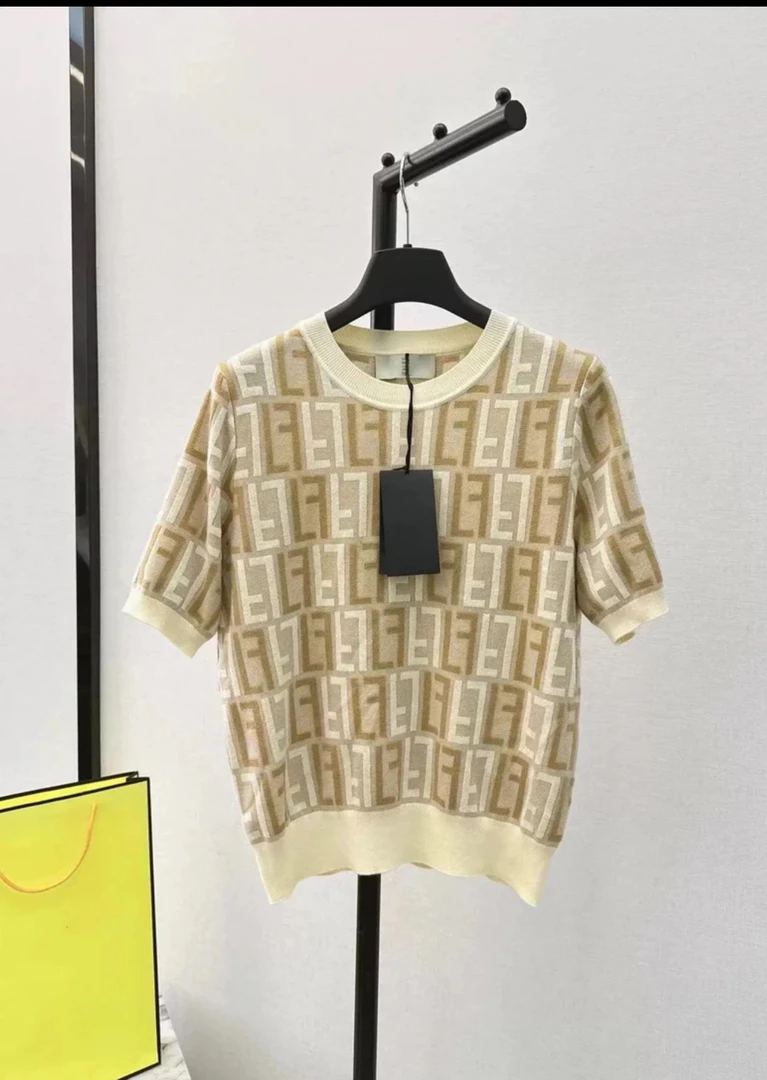 圆领提花常规款休闲拼色夏季毛针织衫短袖女装镂空印花