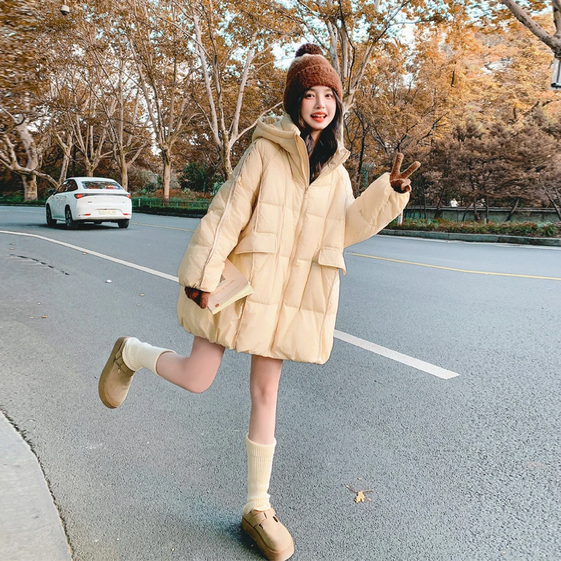 奶呼呼氛围感羽绒服女2024冬季新款超好看保暖白鸭绒高级感面包服