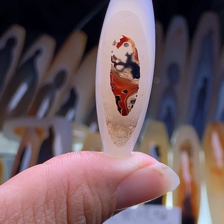 玛瑙/玉髓颈饰未镶嵌鸽*199