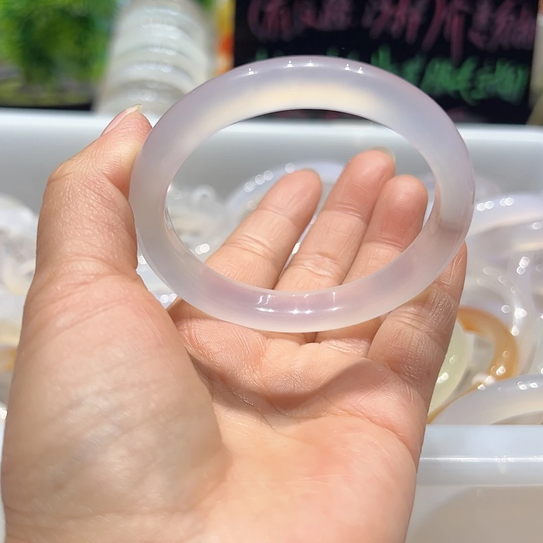 小***心玛瑙/玉髓未镶嵌手镯