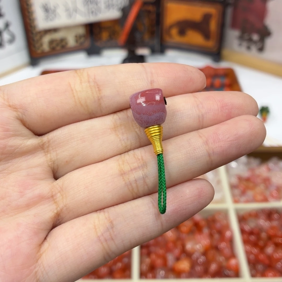 玛瑙/玉髓未镶嵌配饰粉糯三通