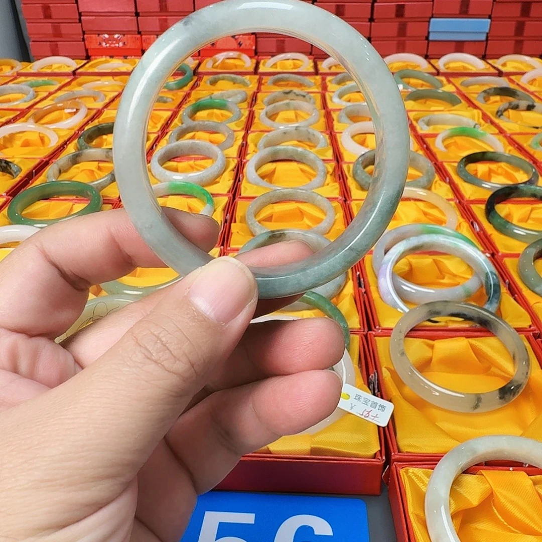 风***子翡翠未镶嵌手镯福利有包容
