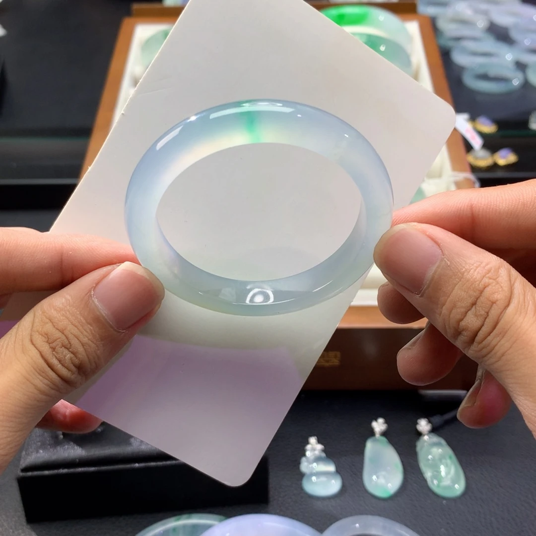 翡翠未镶嵌手镯闪购22