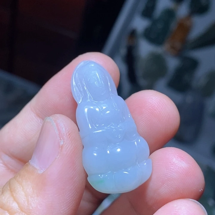 翡翠颈饰未镶嵌好