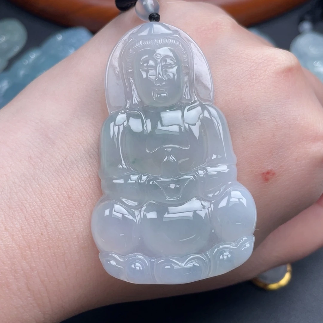 翡翠未镶嵌颈饰观音
