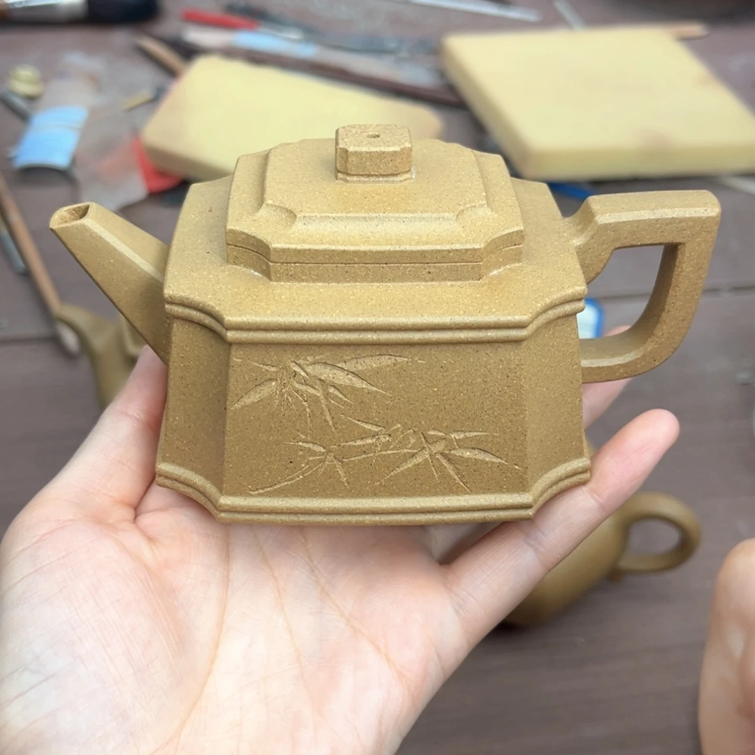 ·***茶壶紫砂四方抽角，黄段，200cc