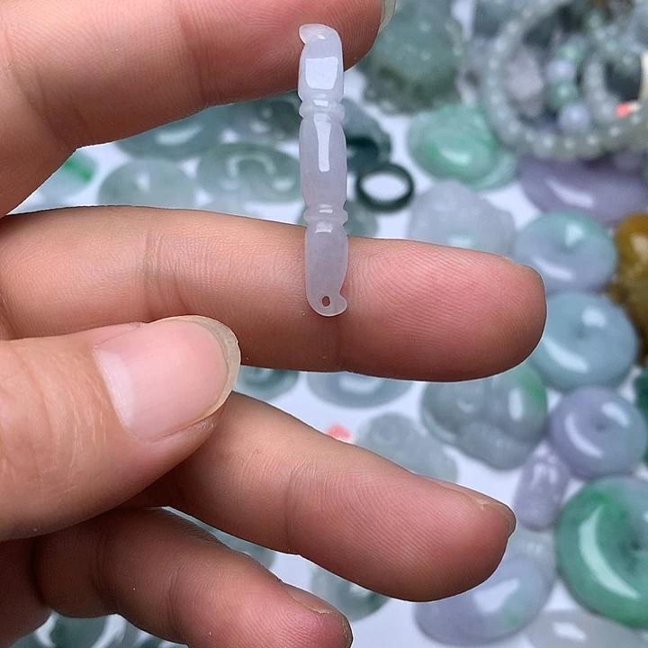 翡翠未镶嵌颈饰天然翡翠