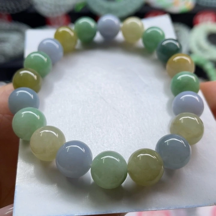 未镶嵌手链翡翠卡9.9有小纹