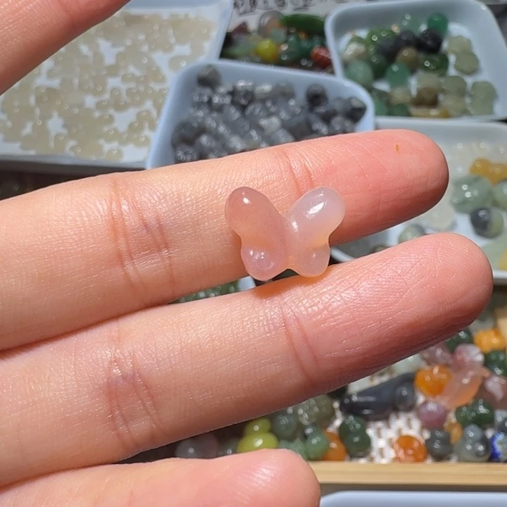 和田玉未镶嵌珠宝半成品