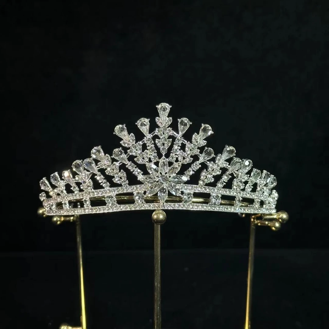 7033新款精致大气皇冠新娘头饰