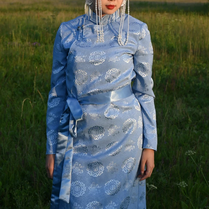 蒙古族服装民族服装日常春秋夏款浅色时尚