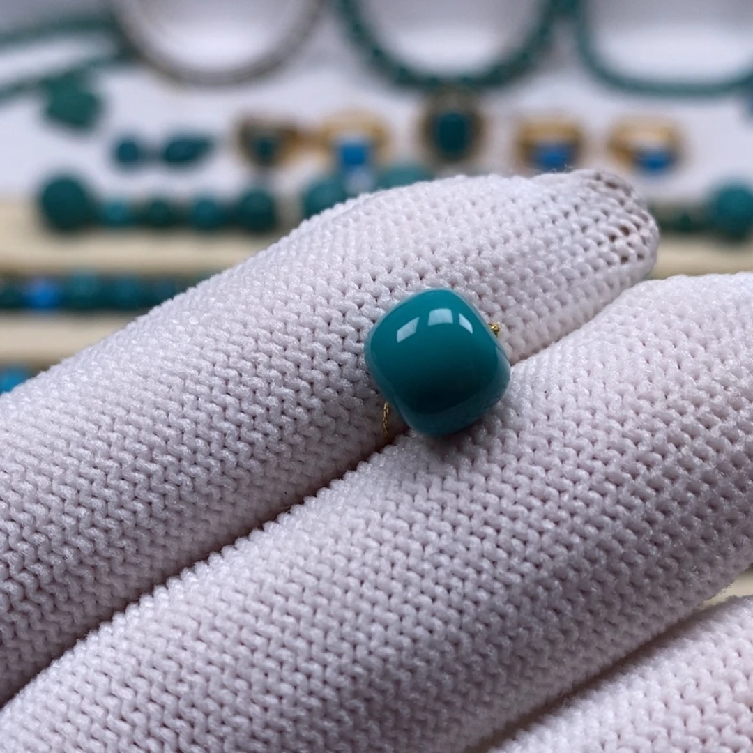 绿松石未镶嵌珠宝奇石老型8.5