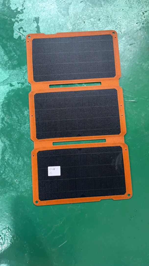 GP0617-1直播间同款太阳能折叠板