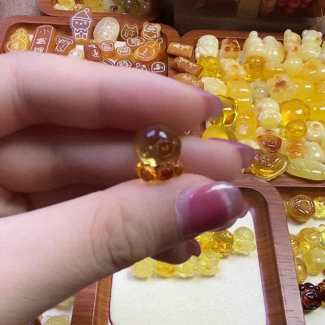 橄榄核吊坠小章鱼