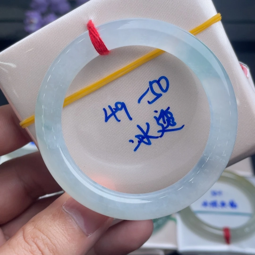 翡翠未镶嵌手镯翡翠手镯09