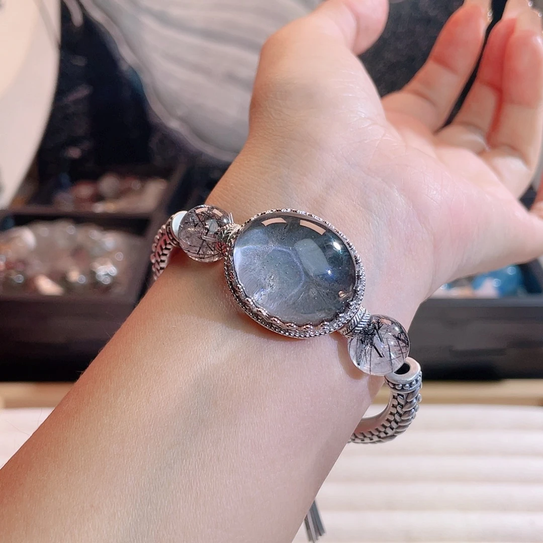 水晶手串未镶嵌手串