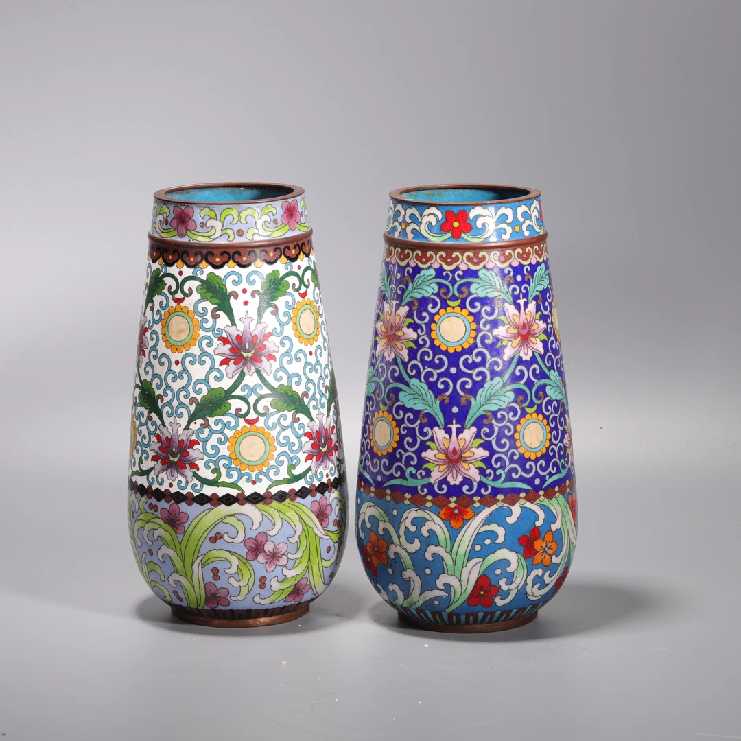 lot4  清代   景泰蓝萝卜尊一对