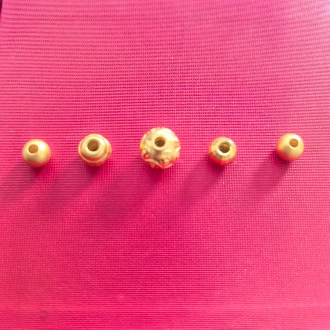 Chow Tai Seng/周大生足金小金珠加钱币珠