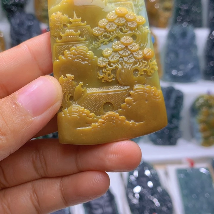吊坠(不含链)未镶嵌翡翠