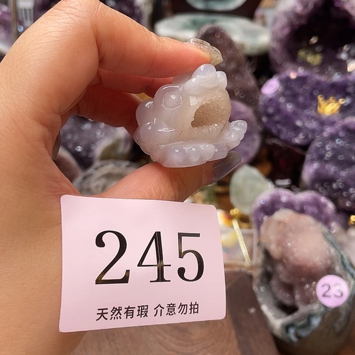未镶嵌水晶大型摆件（非配饰）