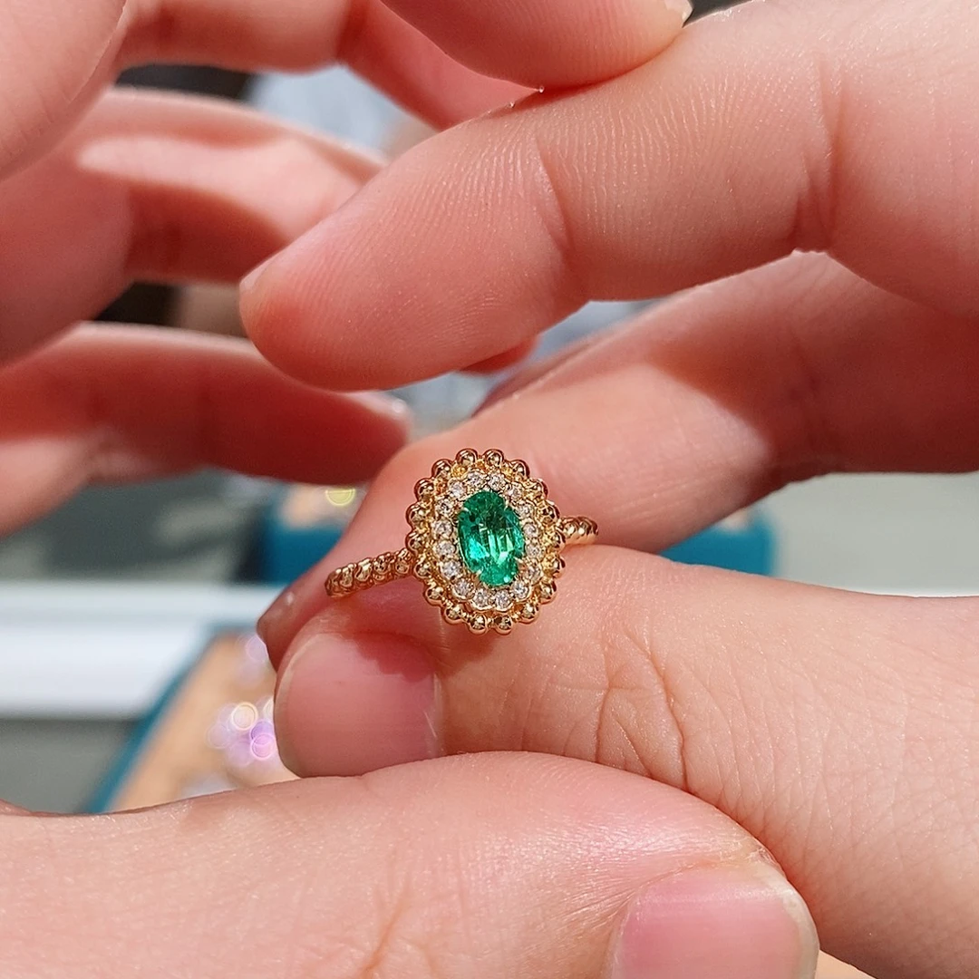 18K金镶嵌祖母绿戒指哥伦比亚0.35ct