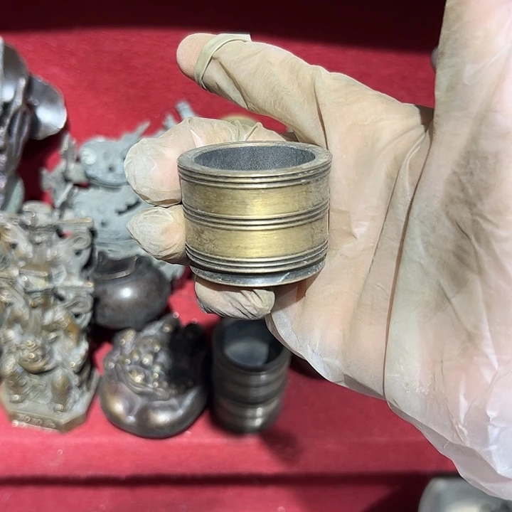 白**石黄酮摆件工艺品摆件