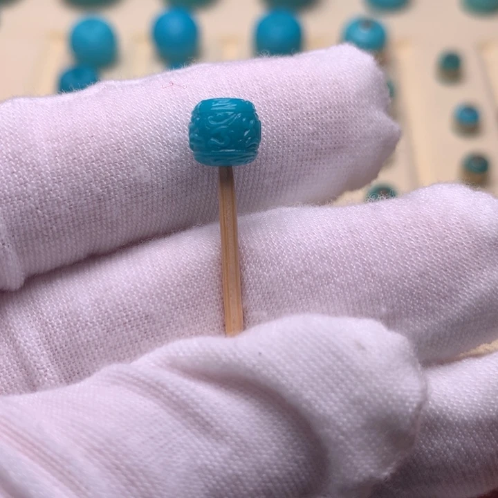 绿松石未镶嵌六字7.5