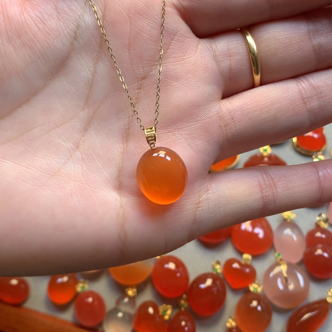 南红玛瑙未镶嵌颈饰