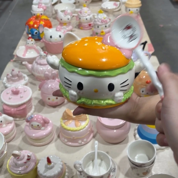 瓷片我在外面吃饭了哈哈哈